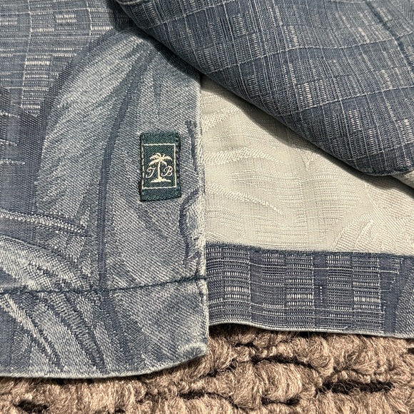 Tommy Bahama Bali Border Silk Shirt Men’s L Tropical Hawaiian Aloha Resort Pool - Picture 4 of 6